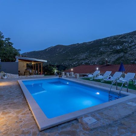 Holiday Home Dijamant Kučiće Exterior foto