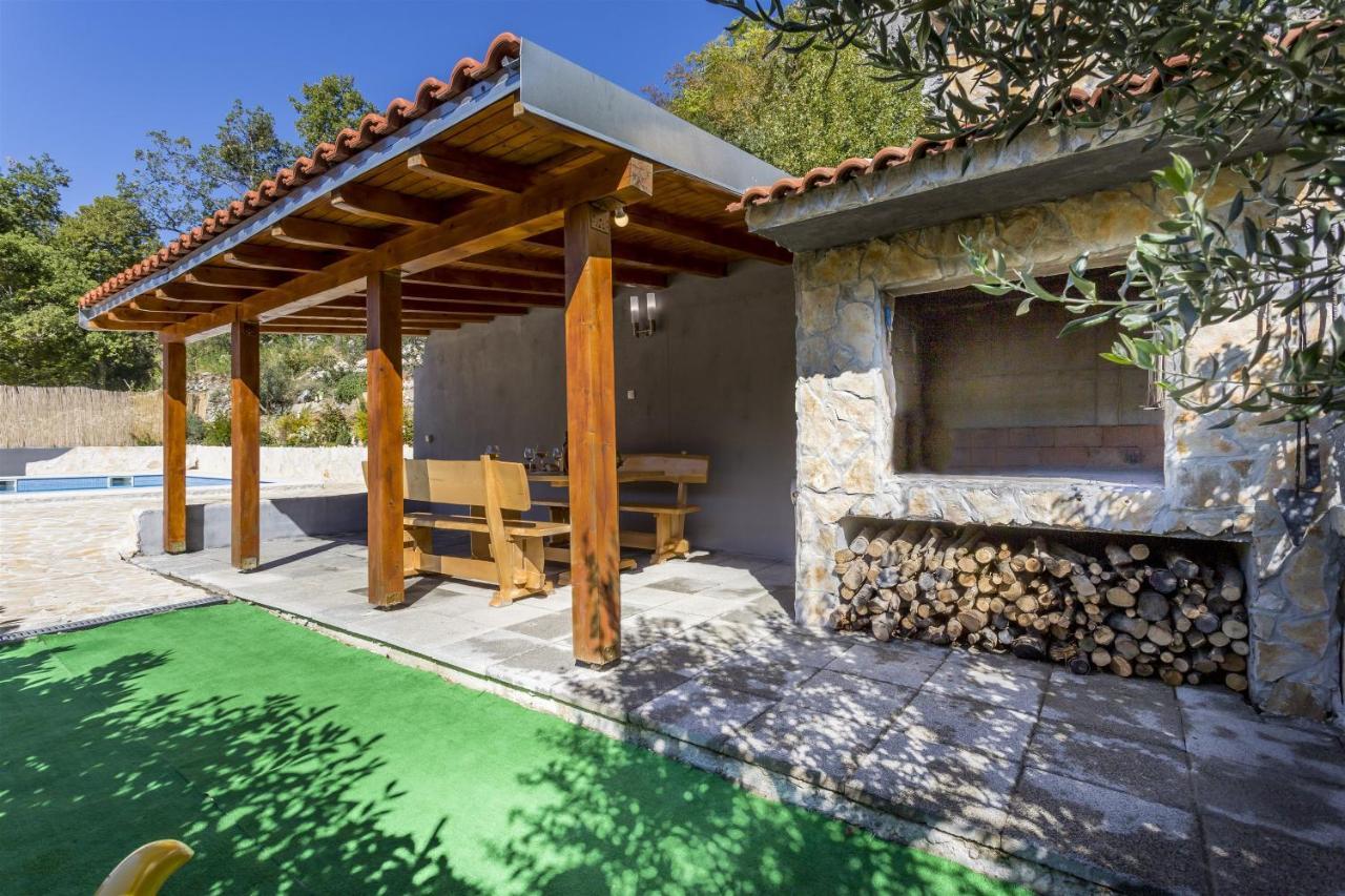 Holiday Home Dijamant Kučiće Exterior foto