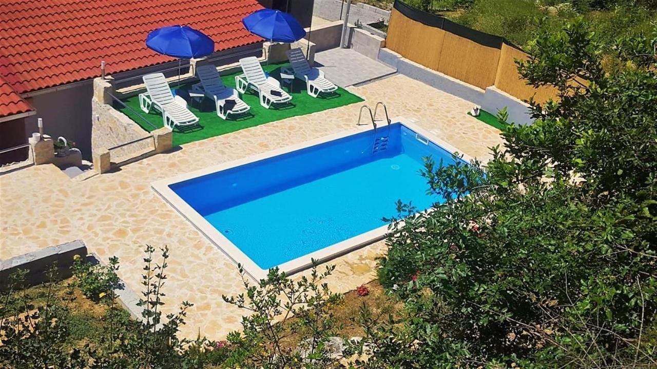 Holiday Home Dijamant Kučiće Exterior foto
